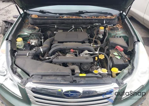 2010 Subaru Outback 2.5I Premium z USA, uszkodzony, nr VIN 4S4BRBBC0A3360723